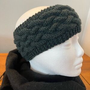 Hand Knit Cable Headband - forest green